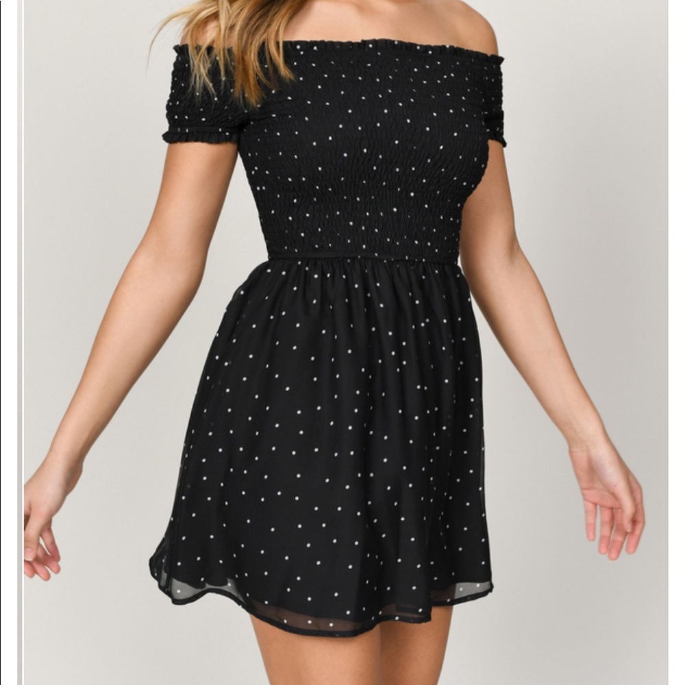 Eileen polka dot skater dress size M Tobi